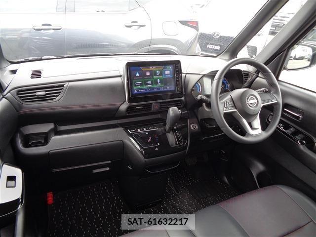 Nissan ROOX 2023-08 6816987-12