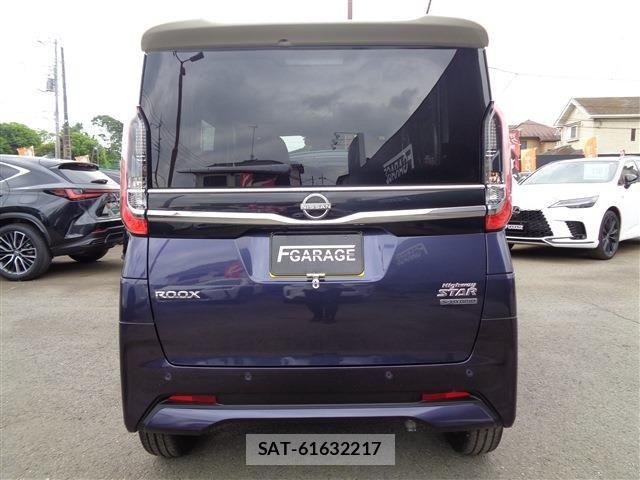 Nissan ROOX 2023-08 6816987-6