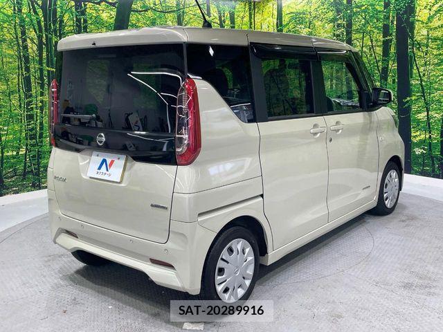 Nissan ROOX 2022-10 6817021-17