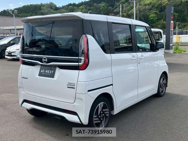 Nissan ROOX 2024-06 6816973-17