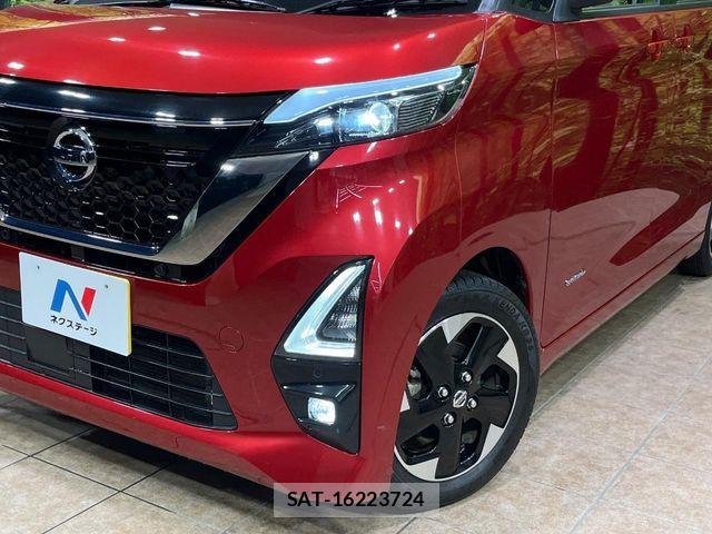Nissan ROOX 2022-08 6817004-11