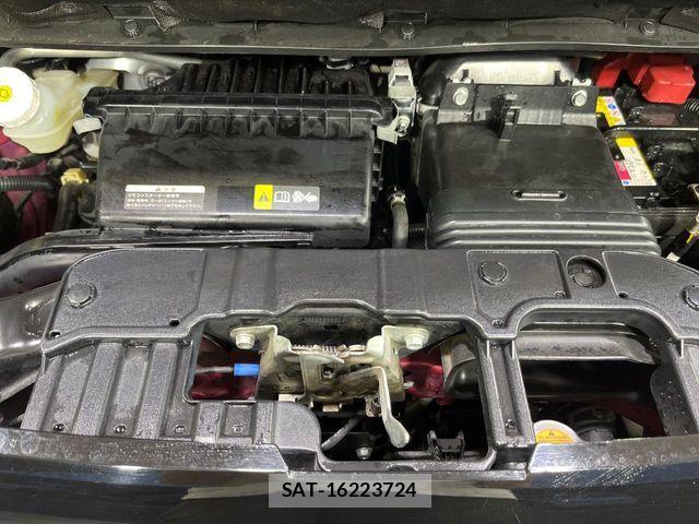 Nissan ROOX 2022-08 6817004-17