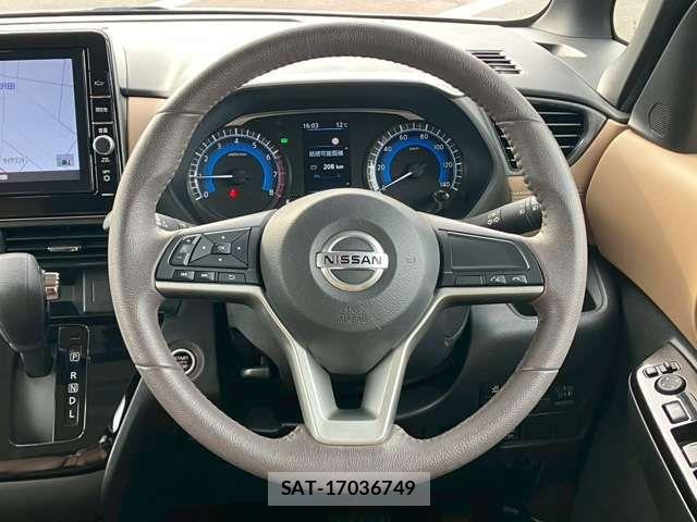 Nissan ROOX 2022-04 6816993-11