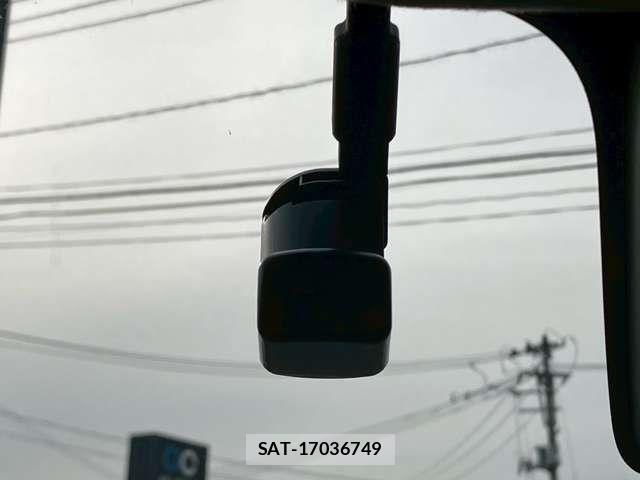 Nissan ROOX 2022-04 6816993-2