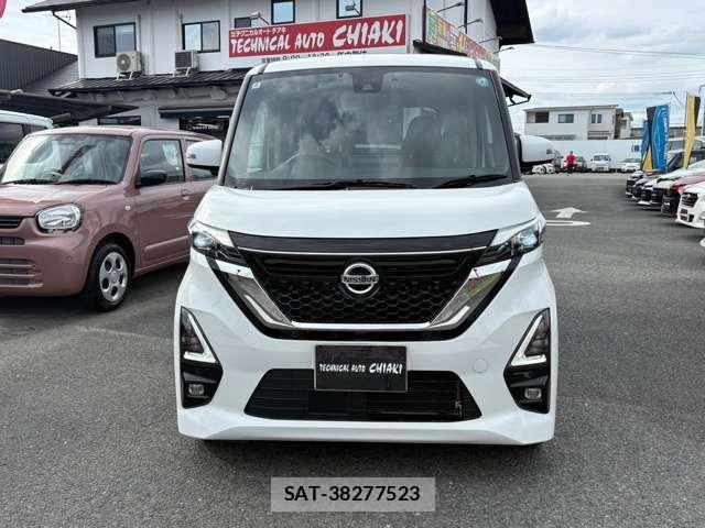 Nissan ROOX 2022-02 6816991-1