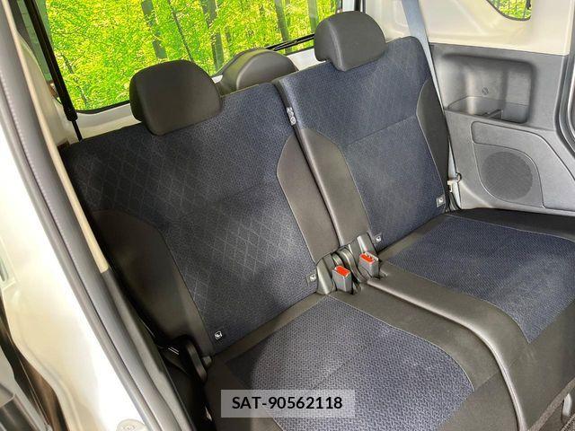 Nissan ROOX 2022-02 6816985-8