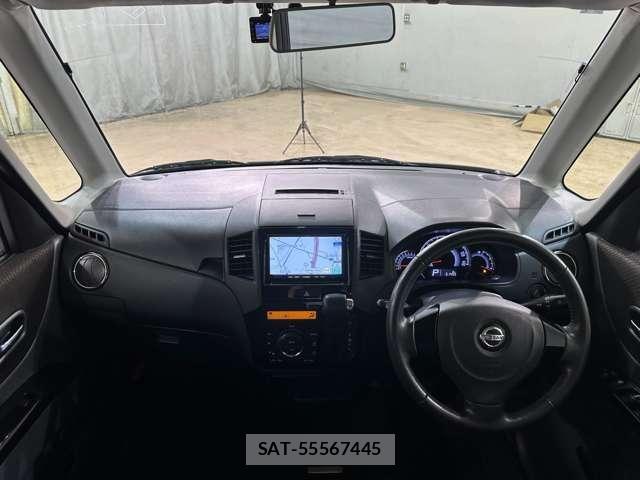 Nissan ROOX 2012-01 6817023-17