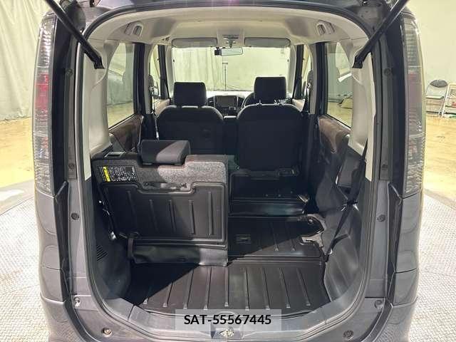 Nissan ROOX 2012-01 6817023-27