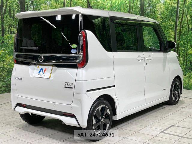 Nissan ROOX 2020-09 6817008-16