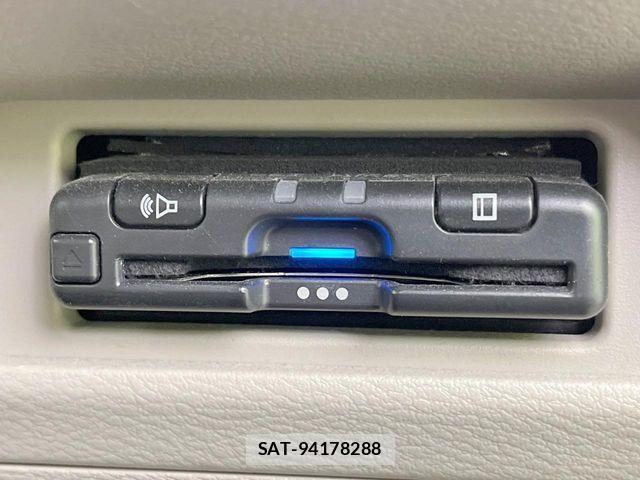 Nissan ROOX 2022-09 6817020-5