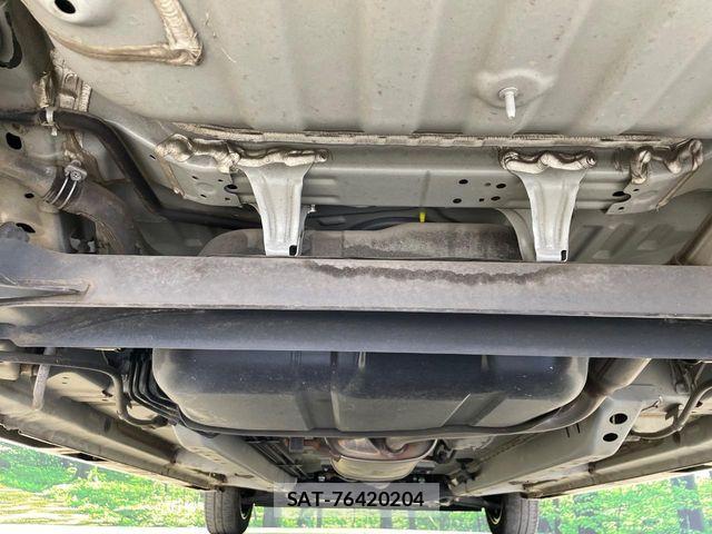 Nissan ROOX 2020-06 6817018-17