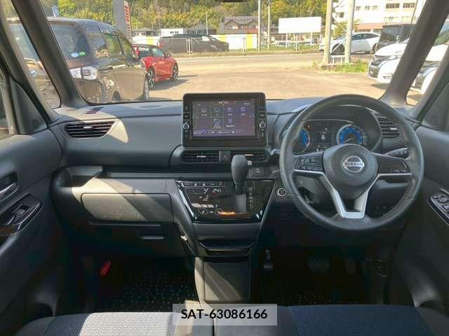 Nissan ROOX 2021-04 6817012-12