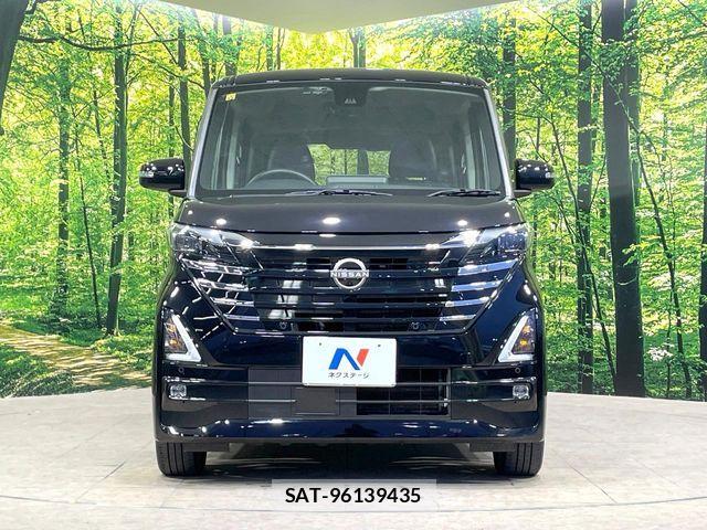 Nissan ROOX 2023-12 6816975-14