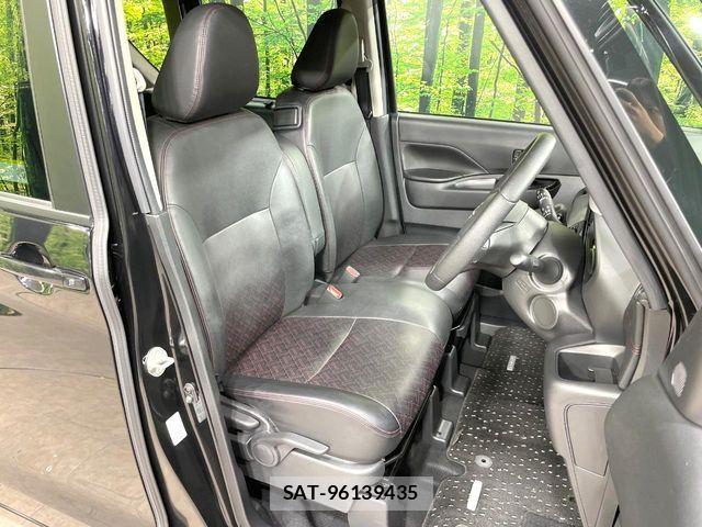 Nissan ROOX 2023-12 6816975-8