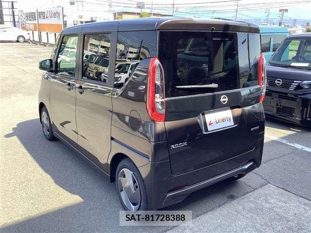 Nissan ROOX 2025-08 6912152-11