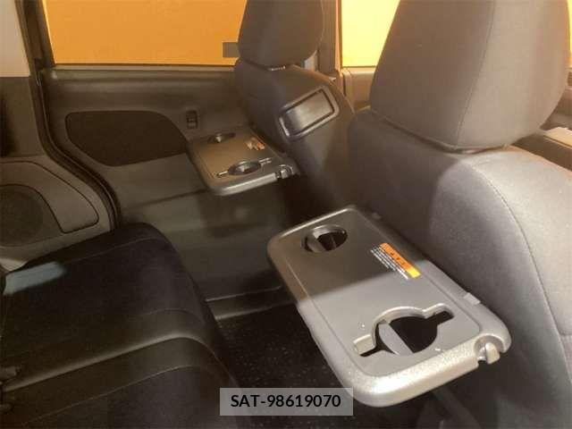 Nissan ROOX 2022-03 6912215-17