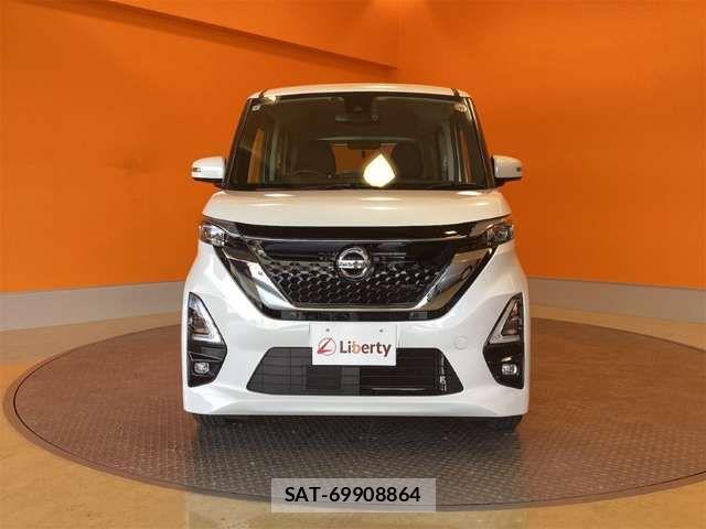 Nissan ROOX 2021-04 6912156-9
