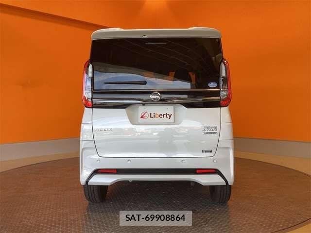 Nissan ROOX 2021-04 6912156-13