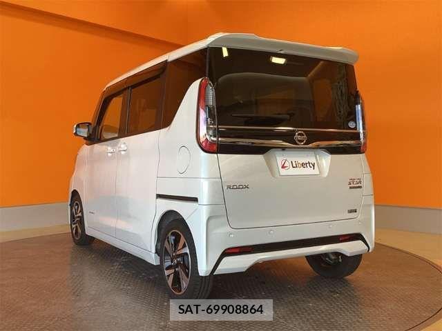 Nissan ROOX 2021-04 6912156-14