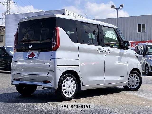 Nissan ROOX 2022-04 6912225-2