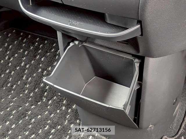 Nissan ROOX 2021-08 6912161-17