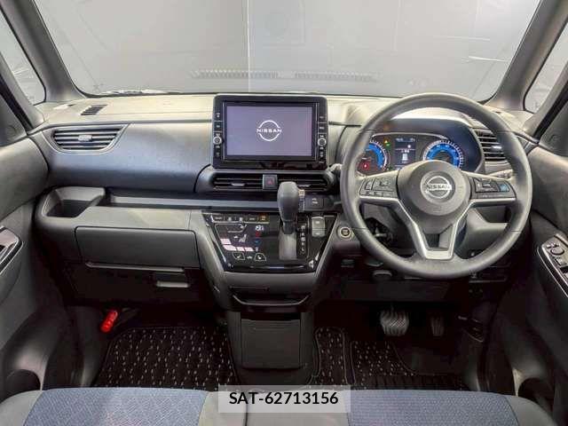 Nissan ROOX 2021-08 6912161-2