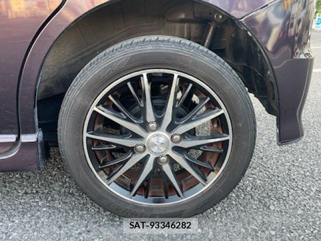 Nissan ROOX 2012-10 6912229-10