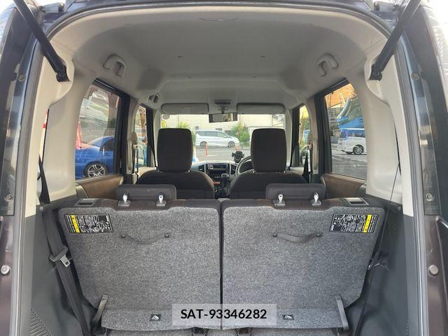 Nissan ROOX 2012-10 6912229-15