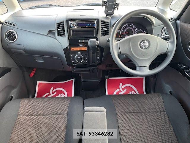 Nissan ROOX 2012-10 6912229-1
