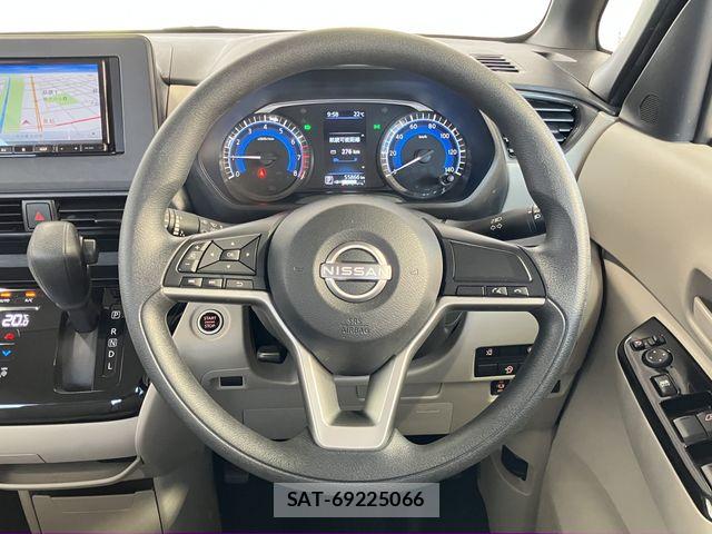 Nissan ROOX 2024-04 6912220-9