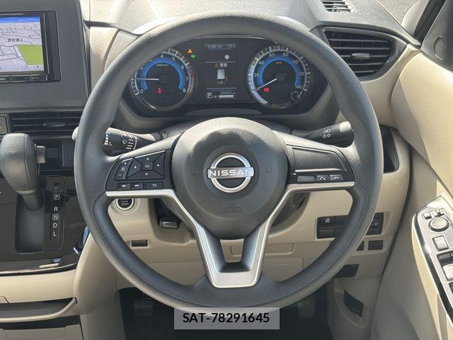 Nissan ROOX 2024-04 6912219-12