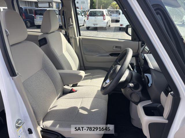 Nissan ROOX 2024-04 6912219-21