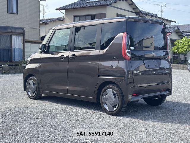 Nissan ROOX 2024-04 6912221-8