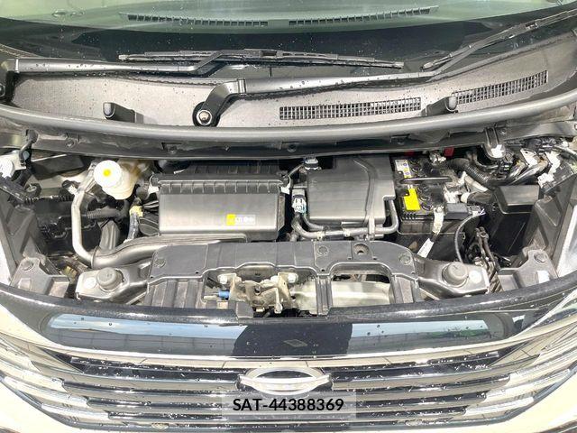 Nissan ROOX 2024-04 6912143-17