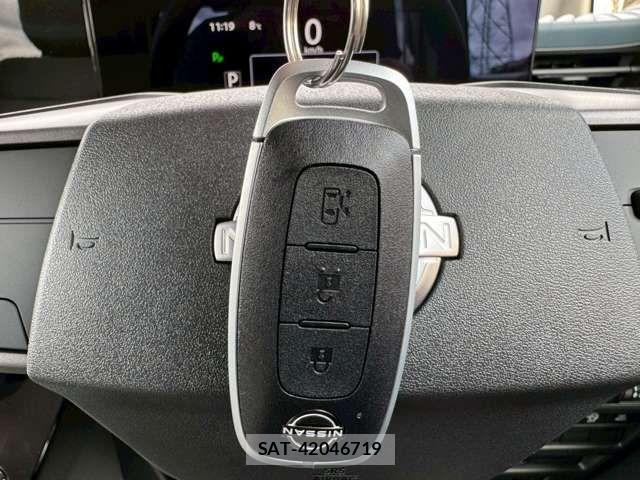 Nissan ROOX 2025-11 6912140-18