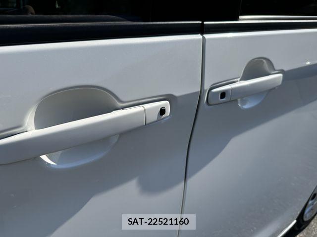 Nissan ROOX 2020-11 6912218-9