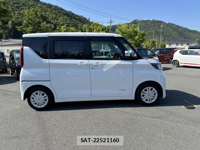 Nissan ROOX 2020-11 6912218-3