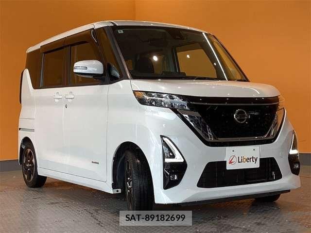 Nissan ROOX 2022-08 6912181-8