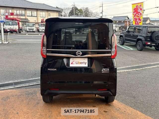 Nissan ROOX 2022-03 6912176-12