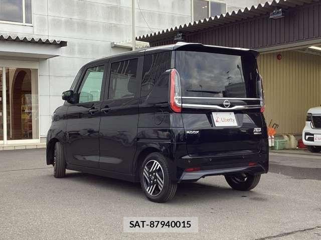 Nissan ROOX 2023-12 6912193-9