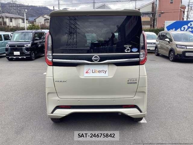Nissan ROOX 2020-06 6912208-8