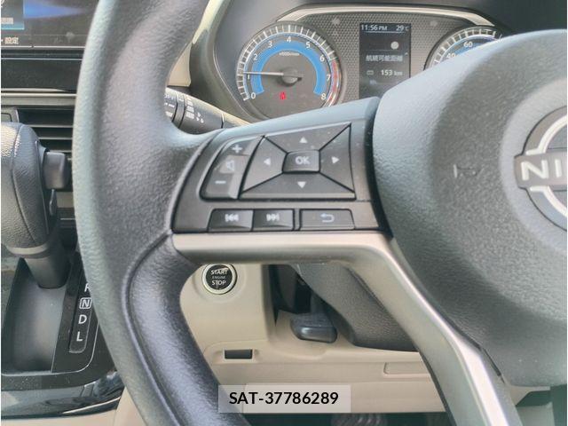 Nissan ROOX 2025-02 6912212-13