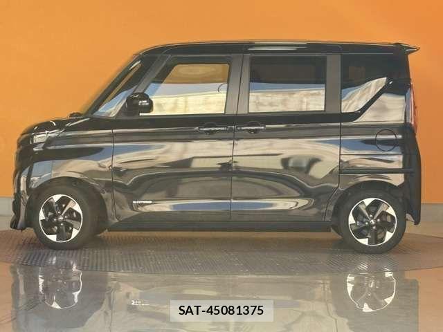 Nissan ROOX 2022-05 6912210-11
