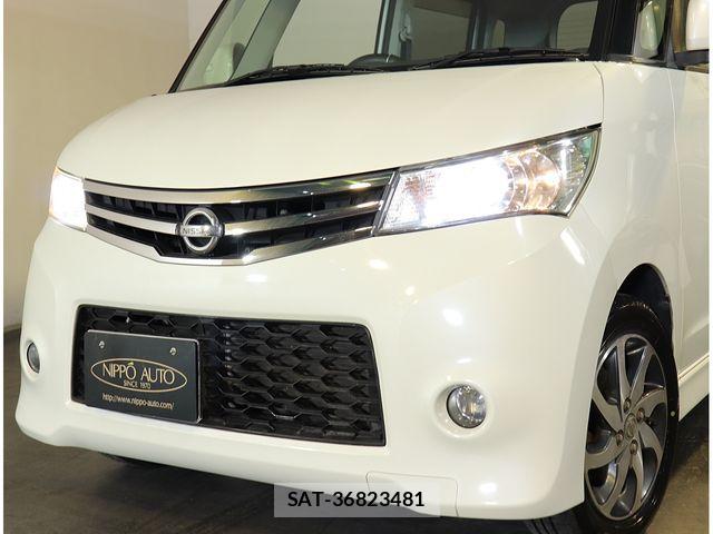 Nissan ROOX 2011-05 6997831-9