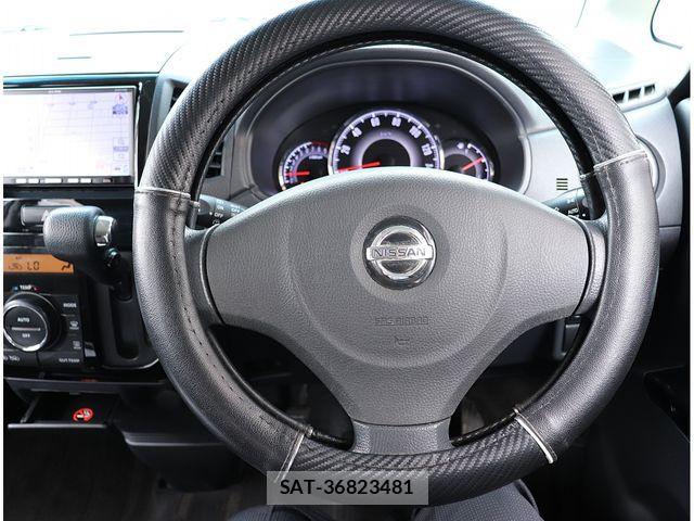 Nissan ROOX 2011-05 6997831-17