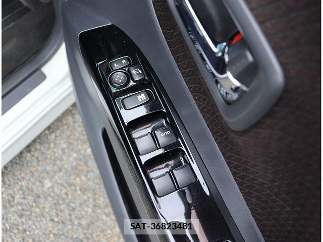 Nissan ROOX 2011-05 6997831-19
