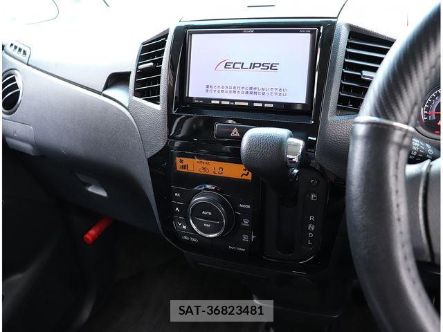 Nissan ROOX 2011-05 6997831-3