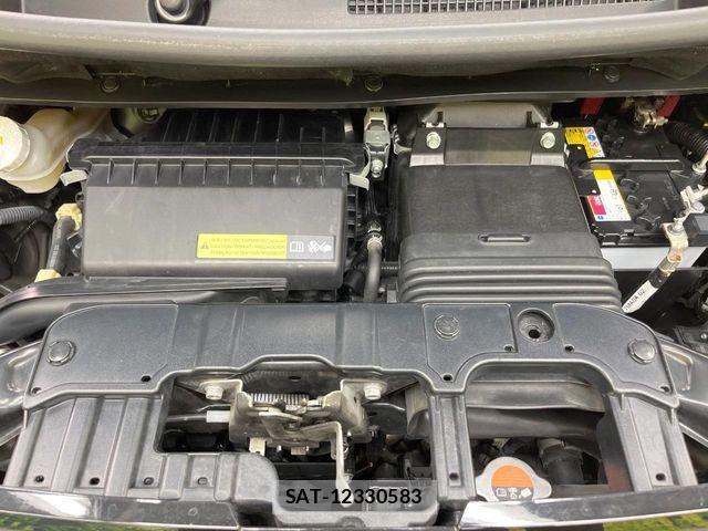 Nissan ROOX 2020-06 6997817-17