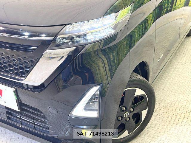 Nissan ROOX 2020-11 6997825-11