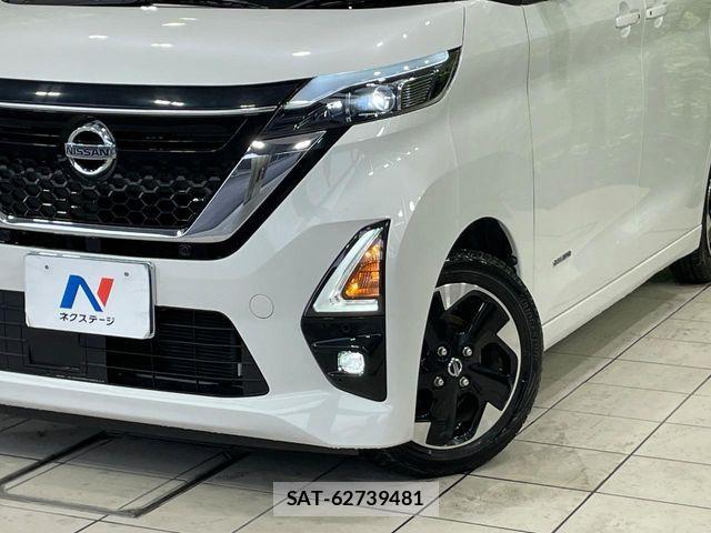 Nissan ROOX 2021-05 6997800-11